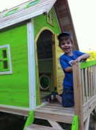 Holzspielhaus Spielturm H�NZEL-11 gr�n von SWISS OUTDOOR