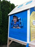 Holzspielhaus Spielturm H�NZEL-11 blau von SWISS OUTDOOR